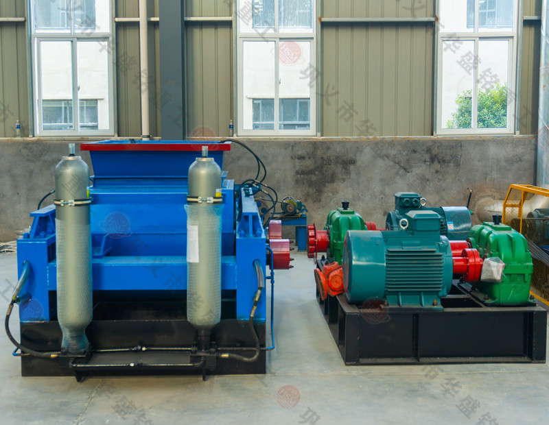 石頭制砂用什么制砂機(jī)機(jī)？液壓對(duì)輥制砂機(jī)合適嗎？