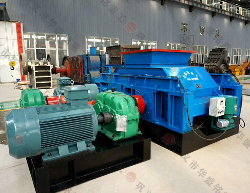 時產300噸石灰巖對輥制砂機多少錢一臺？