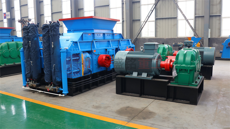 鵝卵石對(duì)輥制砂機(jī)多少錢一臺(tái)？