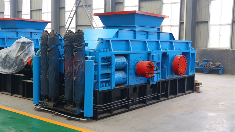 如何選購時產300噸破石液壓對輥機？制砂機多少錢一臺？