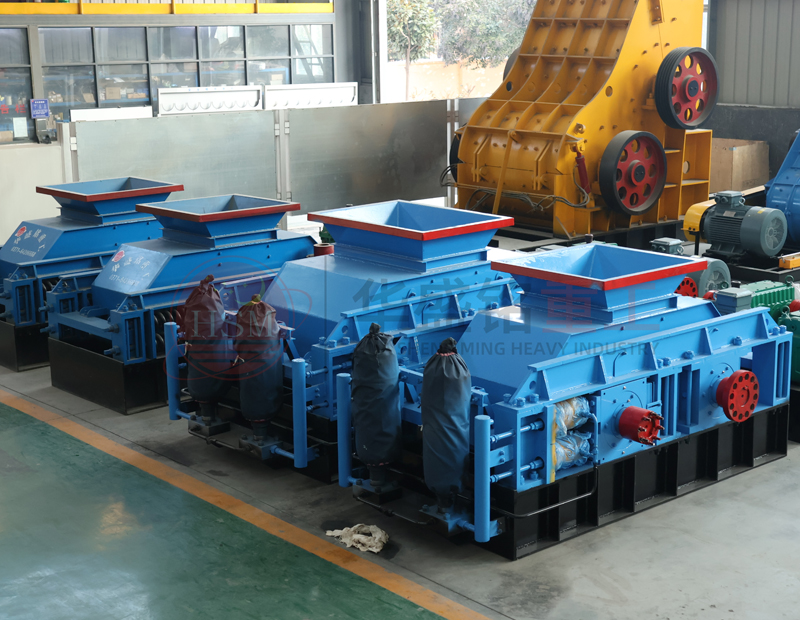 小型砂廠的時產(chǎn)20噸對輥制砂機多少錢？