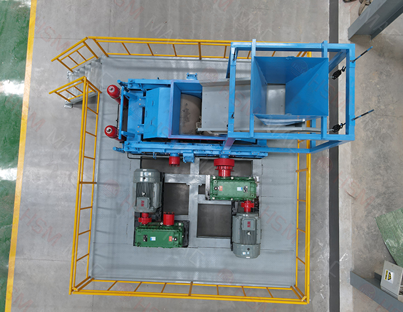 AZS 鋯剛玉破碎機(jī)